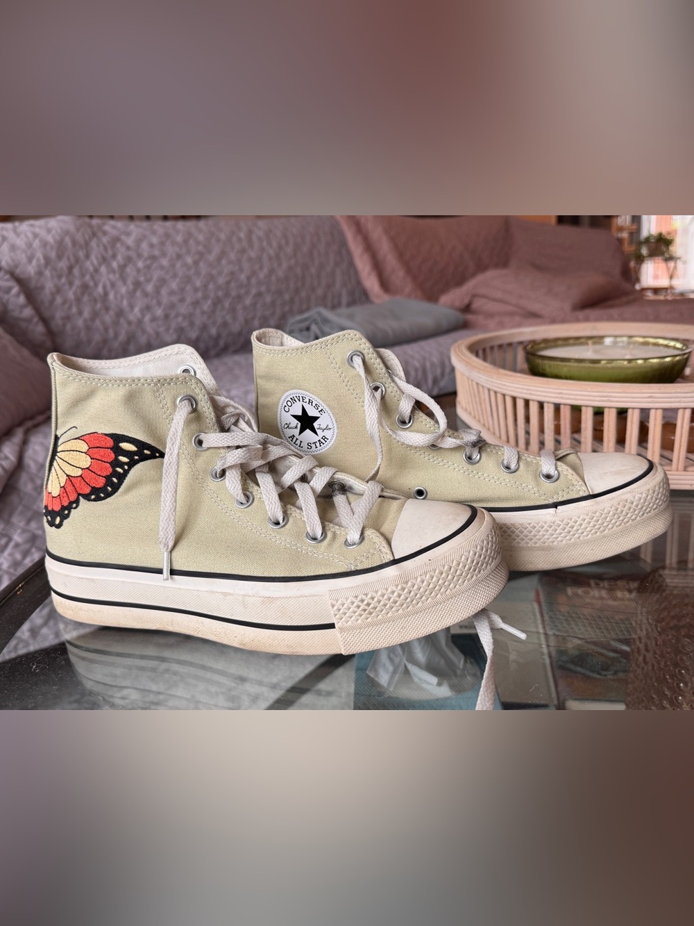 Converse platform with embroidery